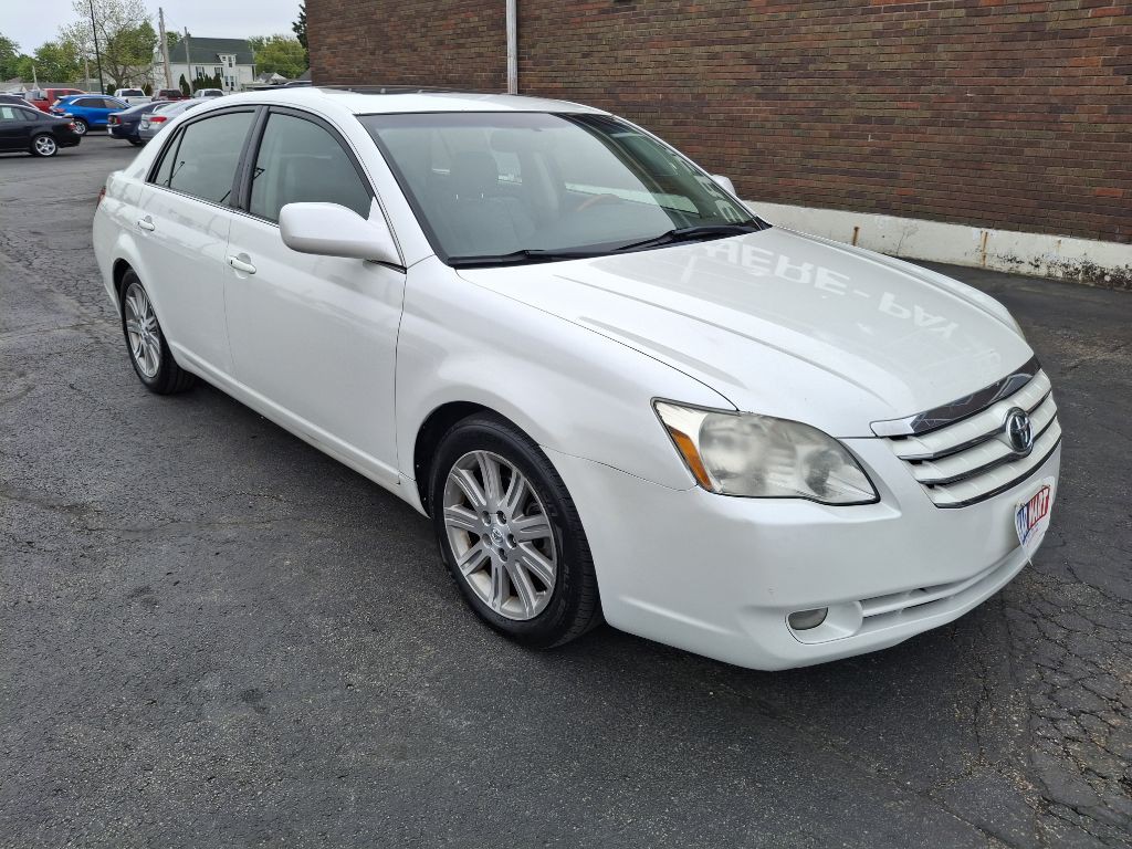 2007 Toyota Avalon Image 2