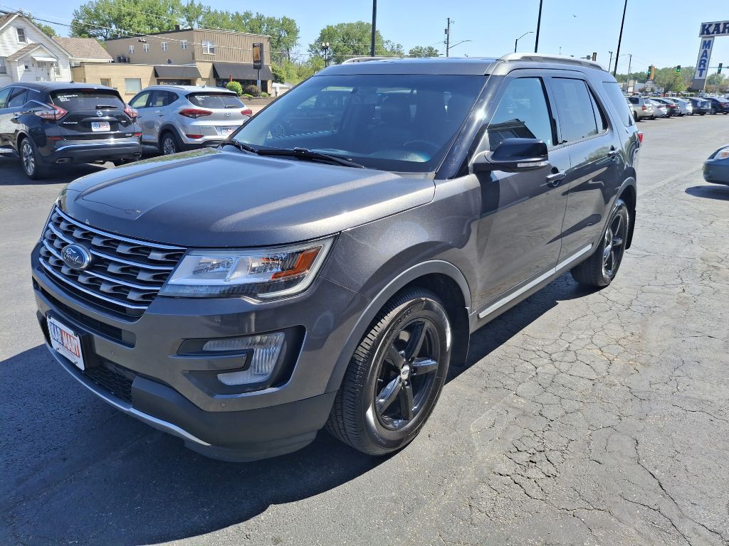 2017 Ford Explorer Image 4
