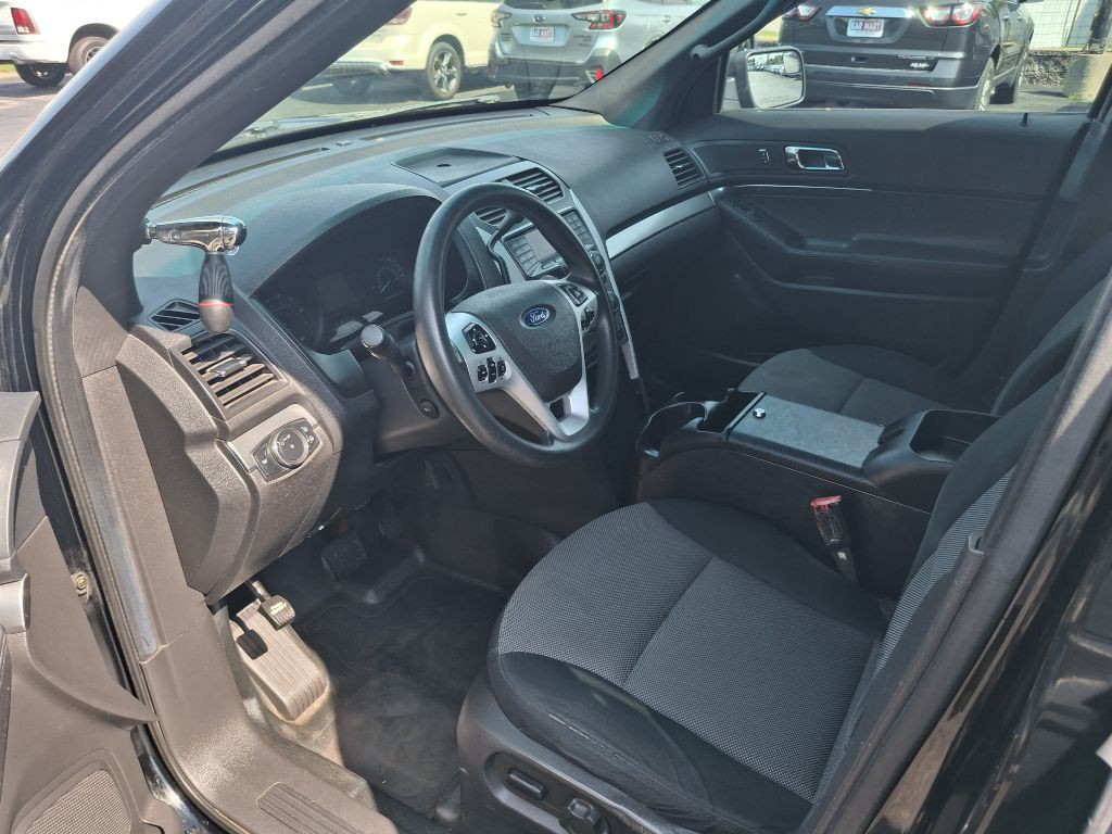 2013 Ford Explorer Image 8