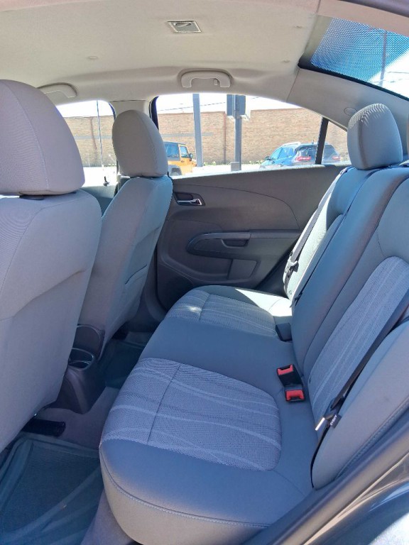 2013 Chevrolet Sonic Image 10