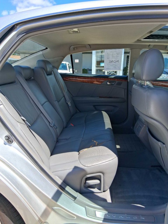2006 Toyota Avalon Image 7