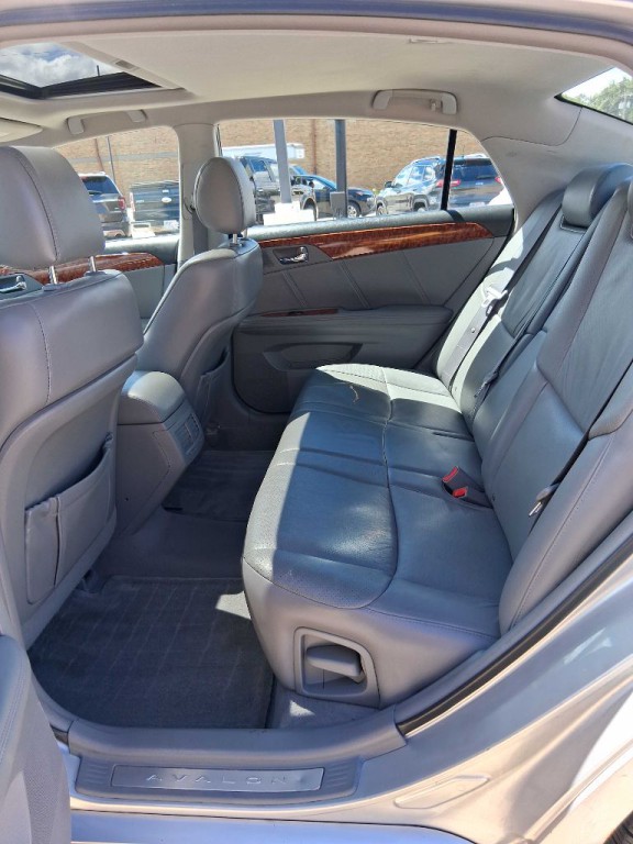 2006 Toyota Avalon Image 10