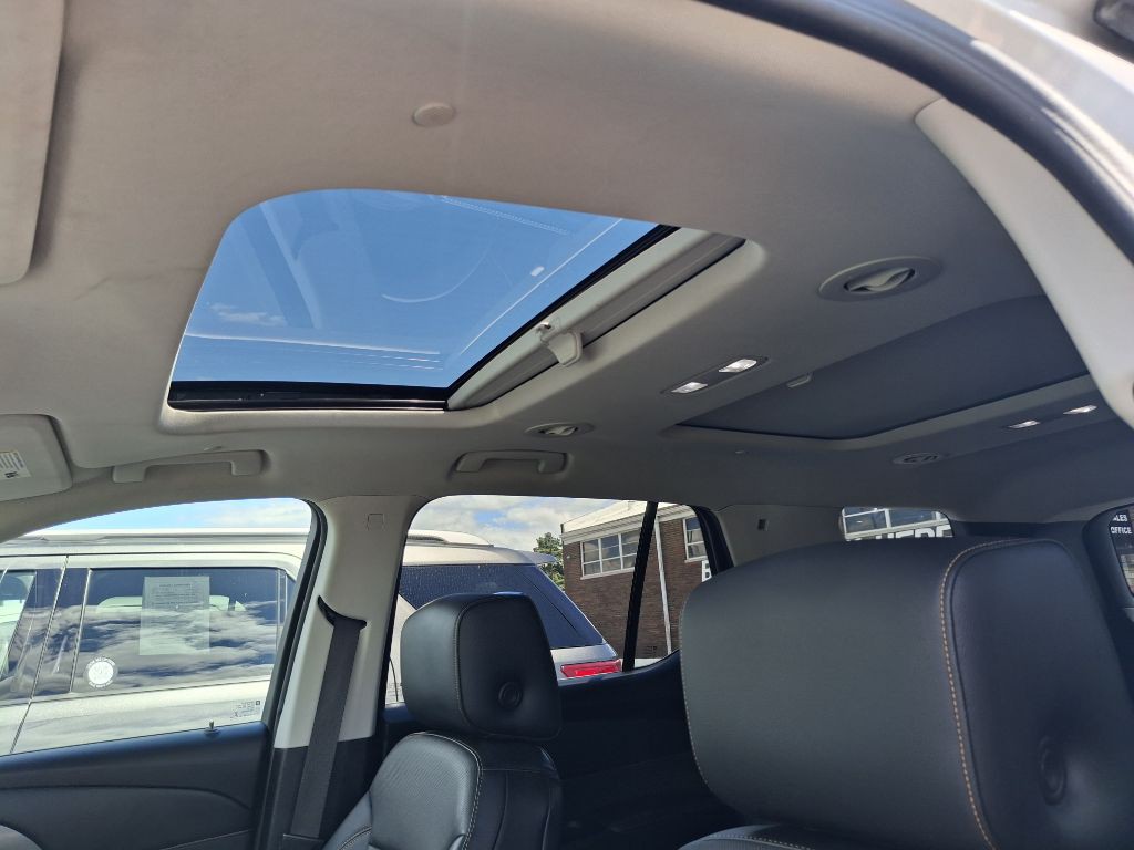 2018 Chevrolet Traverse Image 12