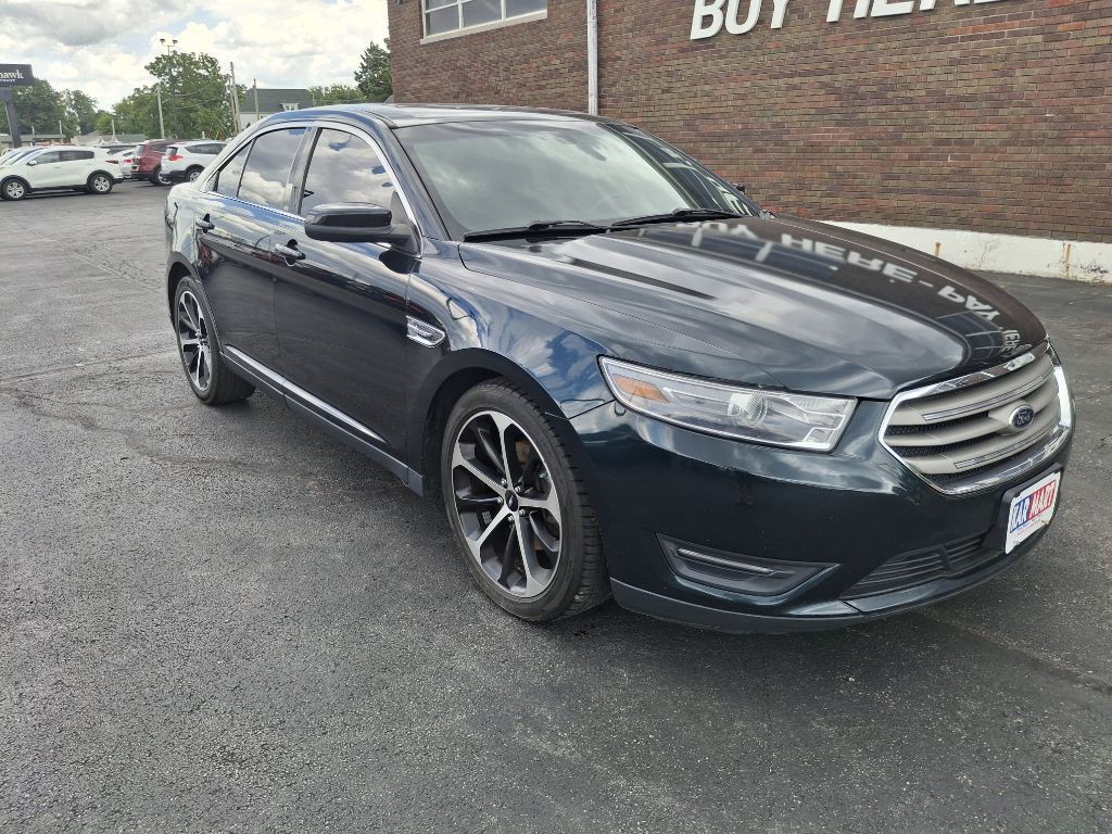 2014 Ford Taurus Image 2