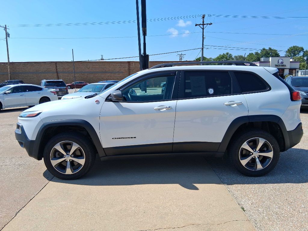 2016 Jeep Cherokee Image 3