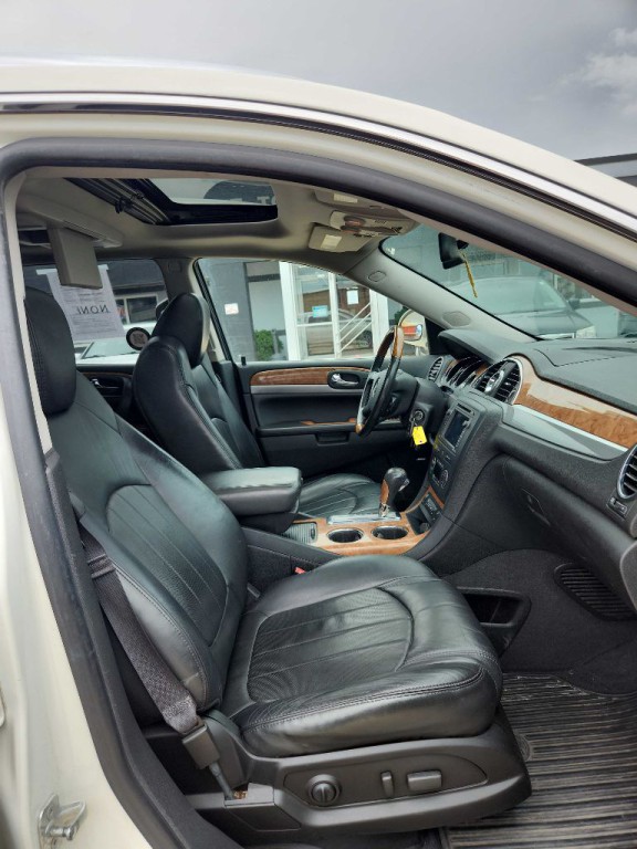 2011 Buick Enclave Image 10