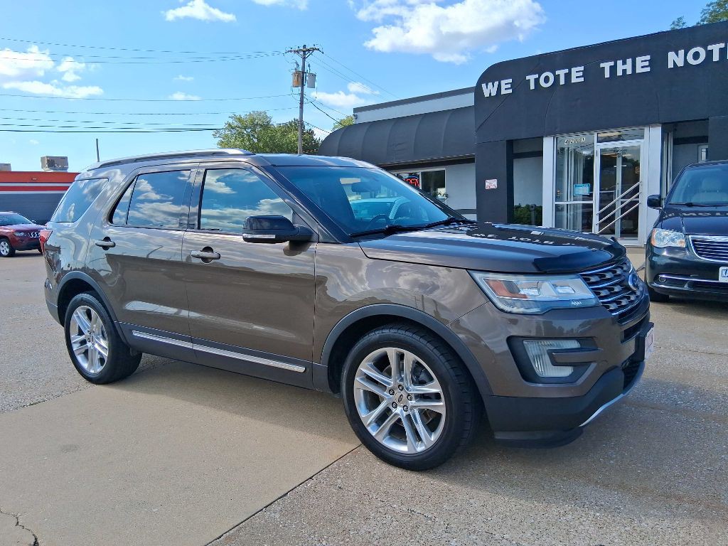 2016 Ford Explorer Image 4