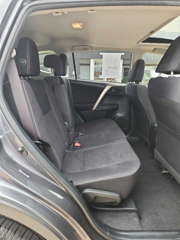 2013 Toyota Rav4 Image 8