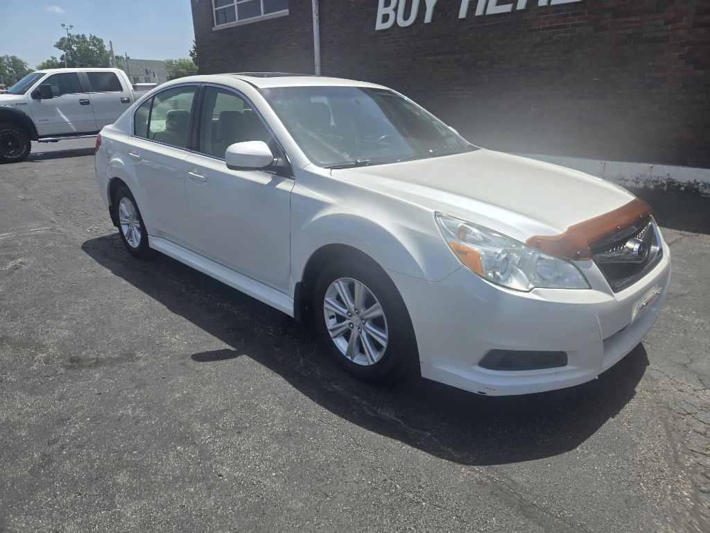 2012 Subaru Legacy Image 2