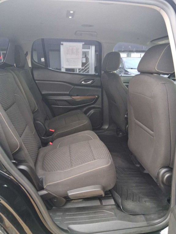 2018 GMC Acadia Image 9