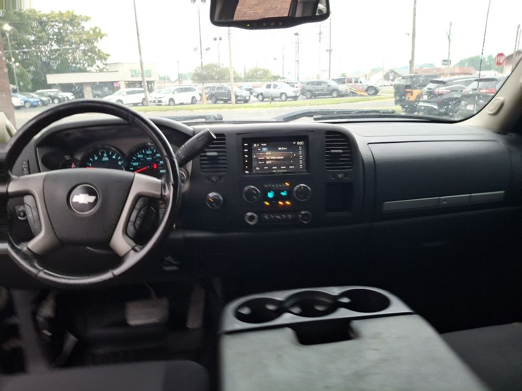 2013 Chevrolet Silverado 1500 Image 8