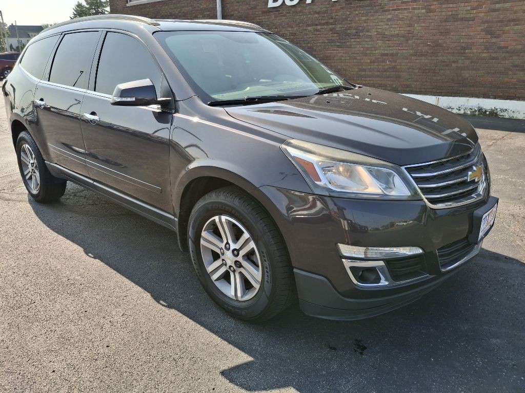 2015 Chevrolet Traverse Image 2