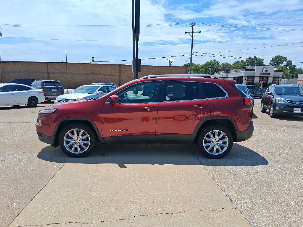 2016 Jeep Cherokee Image 2