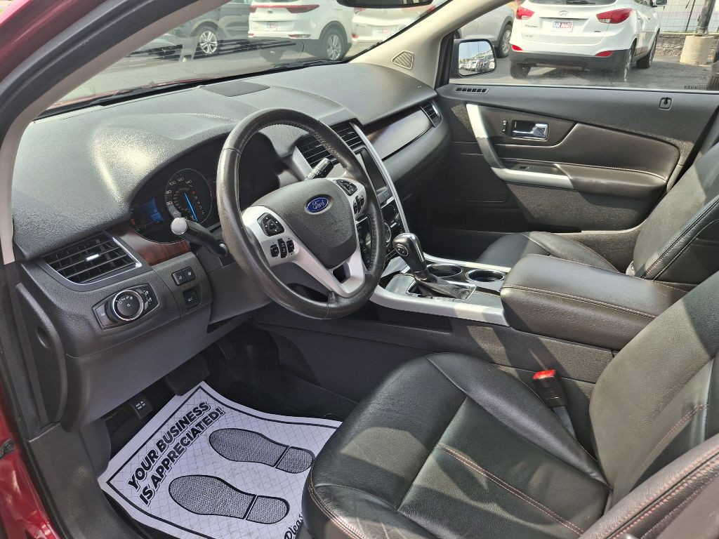 2014 Ford Edge Image 9
