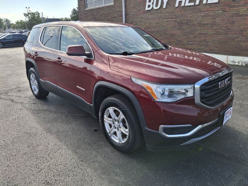 2017 GMC Acadia Image 2