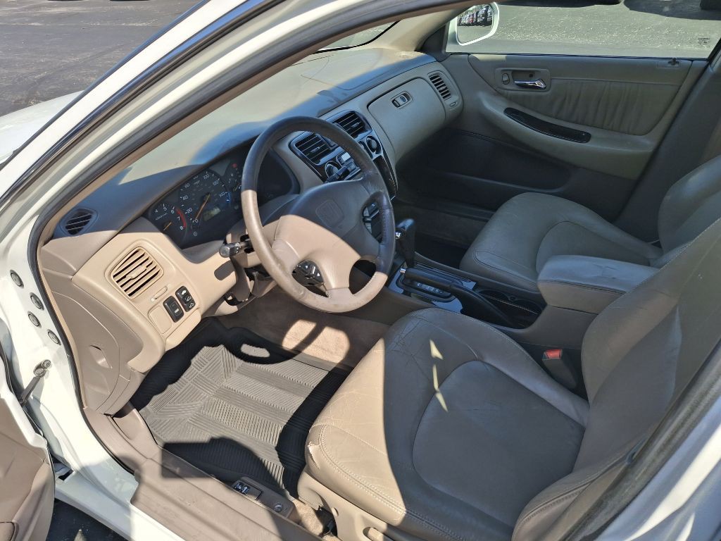 1998 Honda Accord Image 8