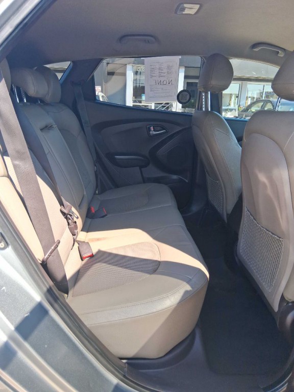 2015 Hyundai Tucson Image 8