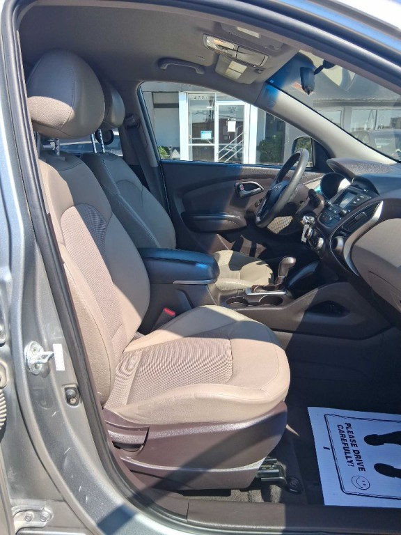 2015 Hyundai Tucson Image 9
