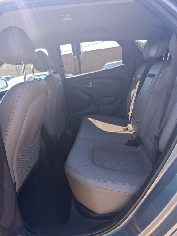 2015 Hyundai Tucson Image 11