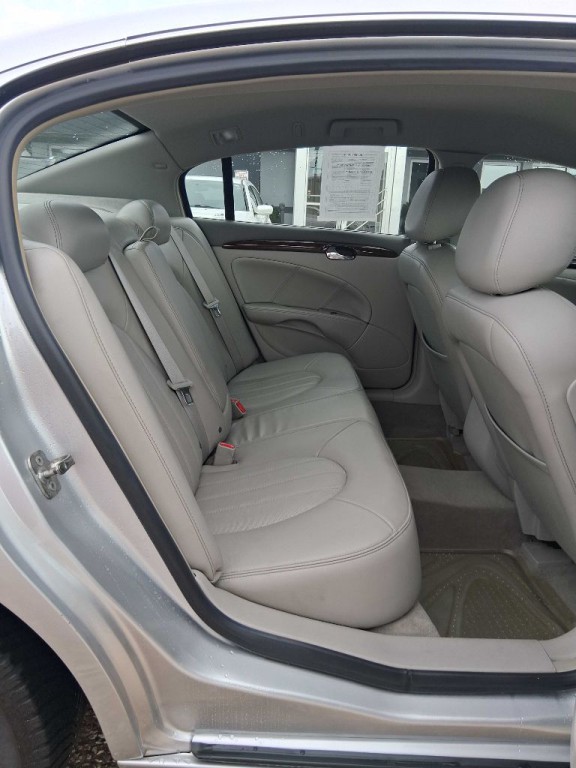 2009 Buick Lucerne Image 7