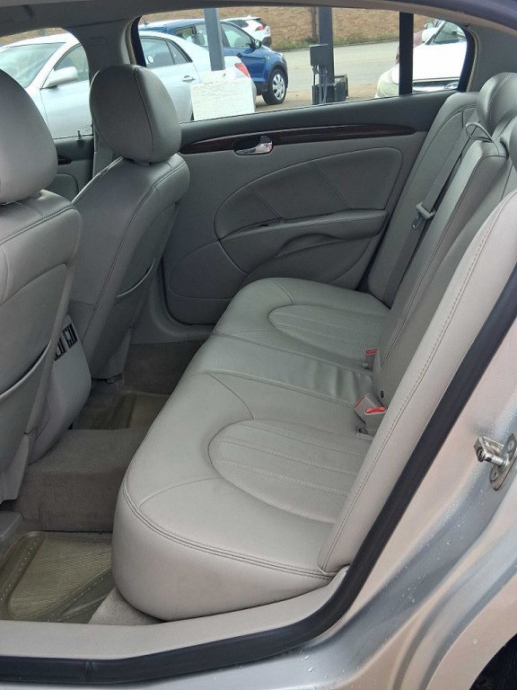 2009 Buick Lucerne Image 10