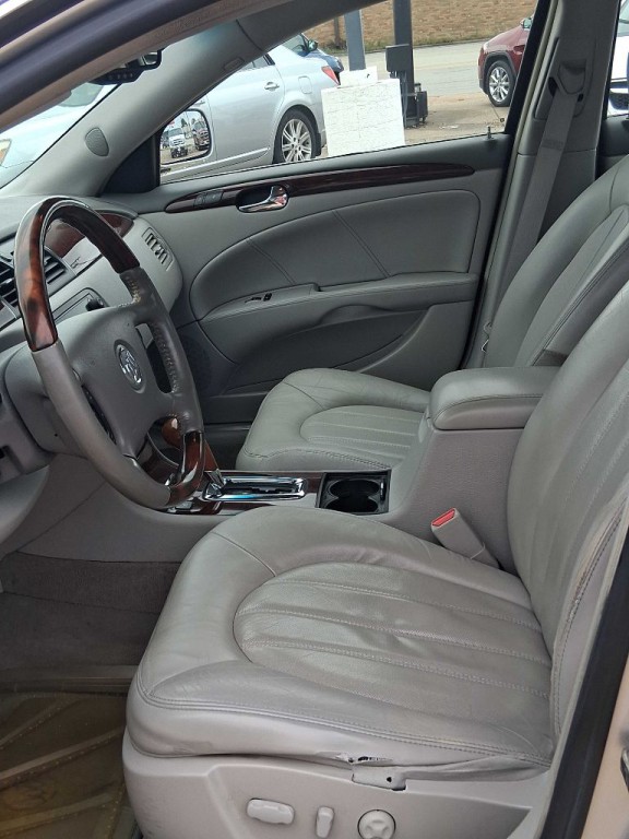 2009 Buick Lucerne Image 11