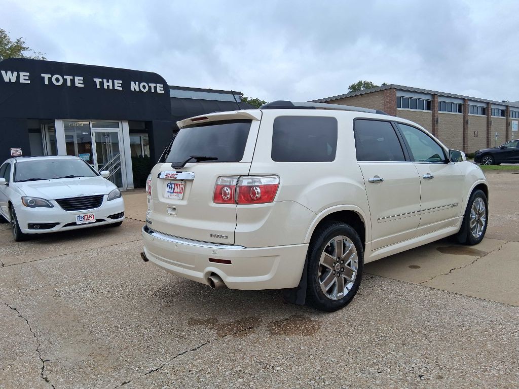 2011 GMC Acadia Image 5