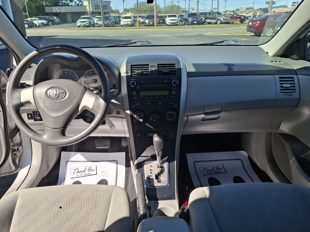 2010 Toyota Corolla Image 7