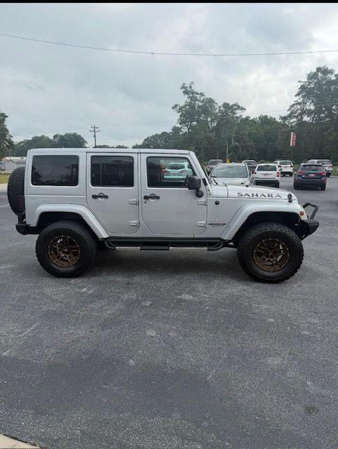 2012 Jeep Wrangler Unlimited Image 3