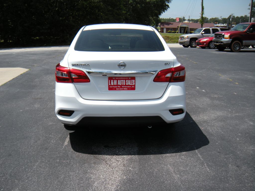 2019 Nissan Sentra Image 4