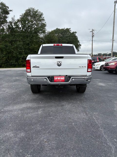 2017 RAM 1500 Image 4