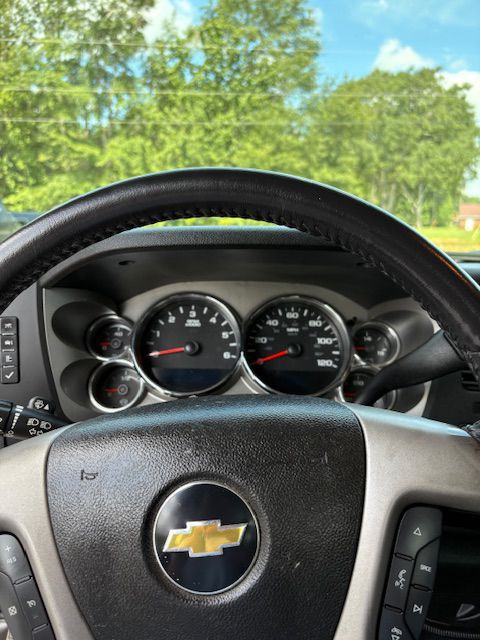 2011 Chevrolet Silverado 1500 Image 6