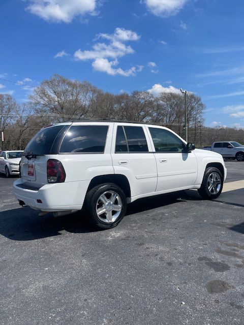 2008 Chevrolet Trailblazer Image 2