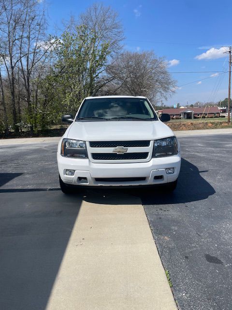 2008 Chevrolet Trailblazer Image 3