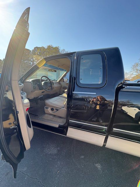 1997 Ford F-150 Image 5