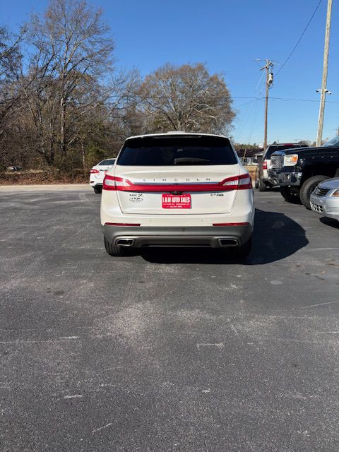 2016 Lincoln MKX Image 3