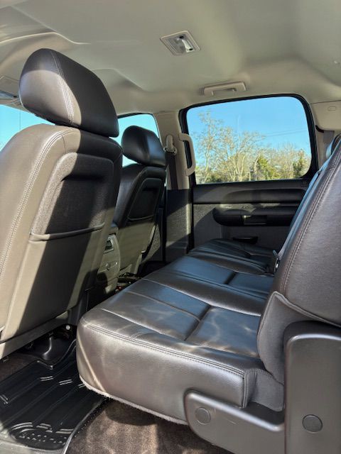 2013 Chevrolet Silverado 1500 Image 2