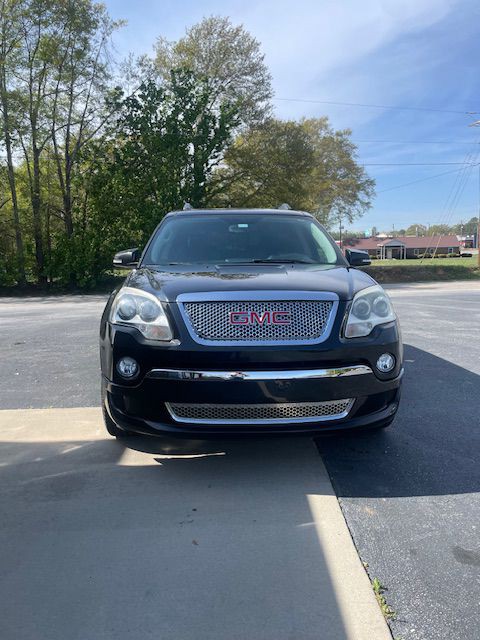 2012 GMC Acadia Image 3