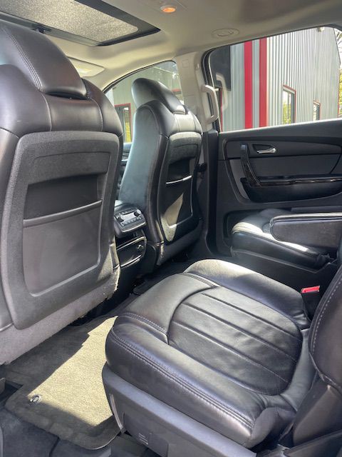 2012 GMC Acadia Image 6