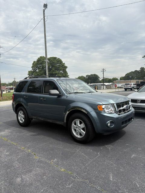 2011 Ford Escape Image 1