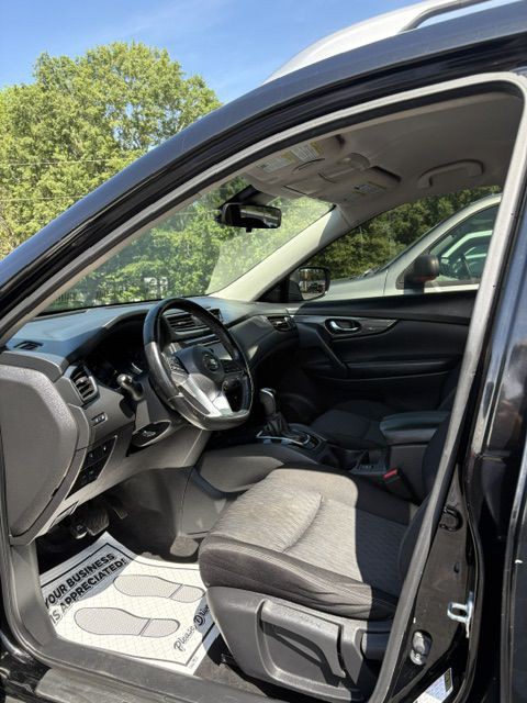 2020 Nissan Rogue Image 5