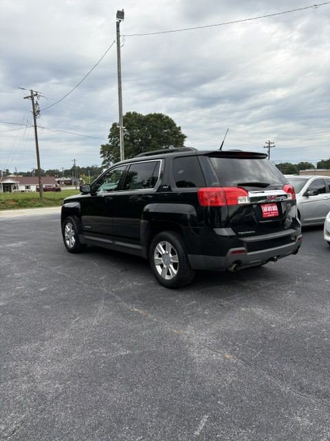 2013 GMC Terrain Image 2
