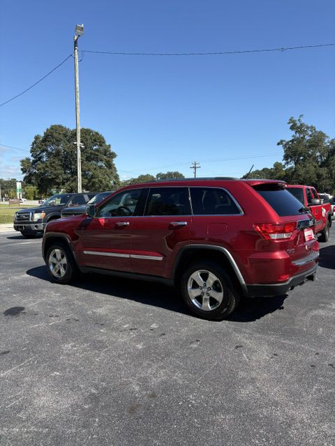 2013 Jeep Grand Cherokee Image 2