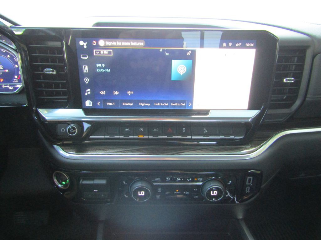 2025 Chevrolet Silverado 1500 Image 9
