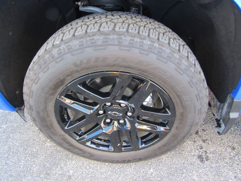 2025 Chevrolet Silverado 1500 Image 17