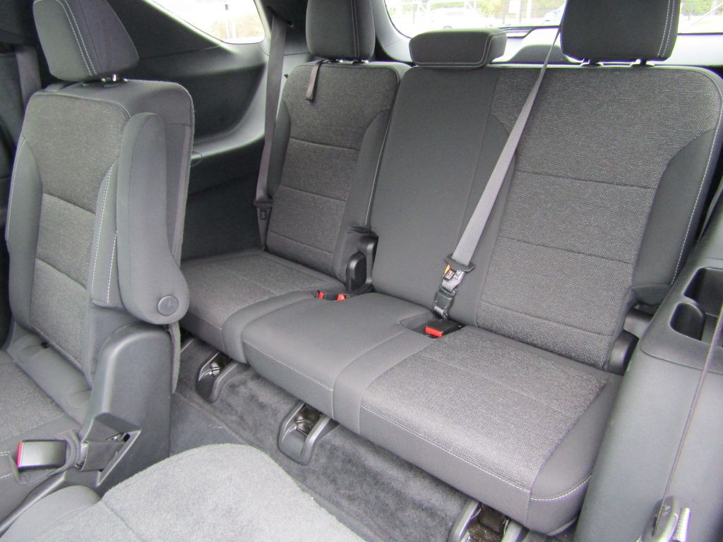 2025 Chevrolet Traverse Image 14