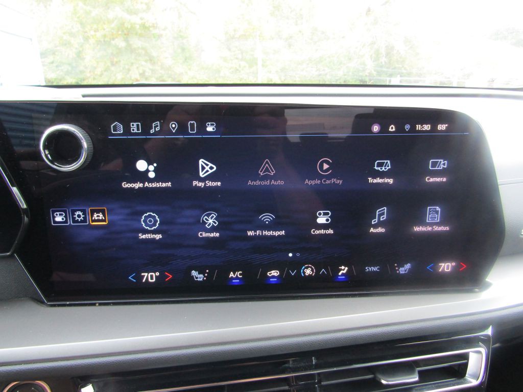 2025 Chevrolet Traverse Image 11