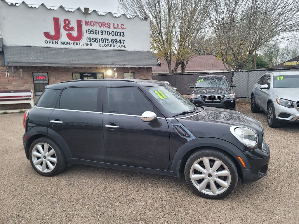 2011 MINI Cooper Image 2