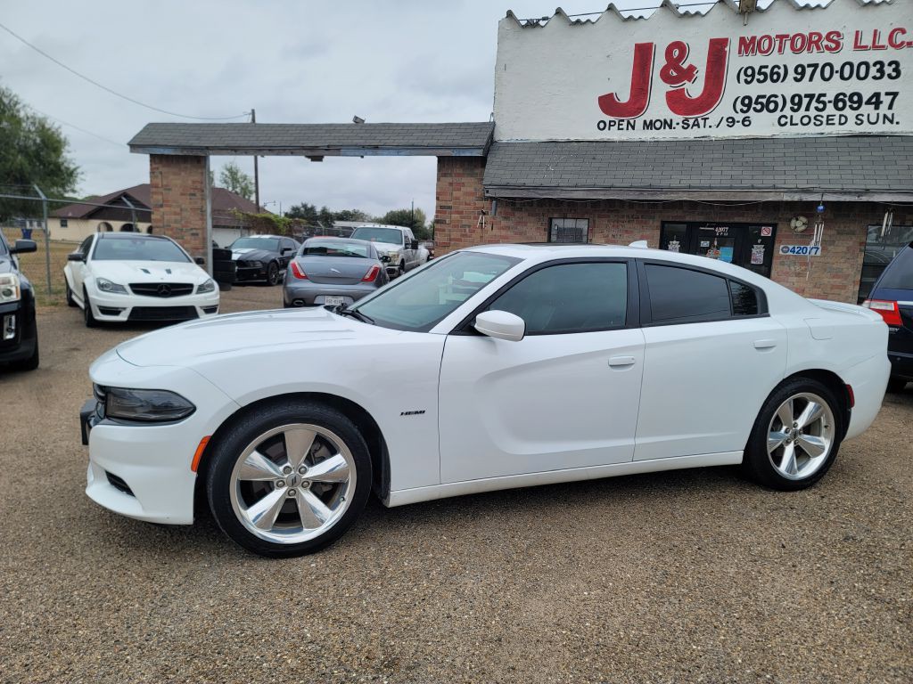 2017 Dodge Charger Image 2