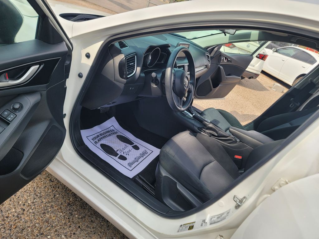 2015 Mazda Mazda3 Image 5